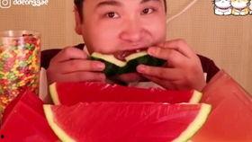 网红吃瓜搞笑表情包视频,笑料横飞，表情包界的“喜剧之王”