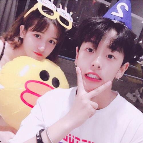 网红吃瓜头像情侣图像