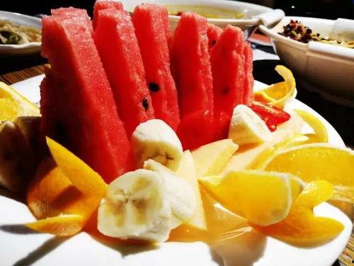 大理网红咖啡馆吃瓜,吃瓜时光里的悠闲小确幸